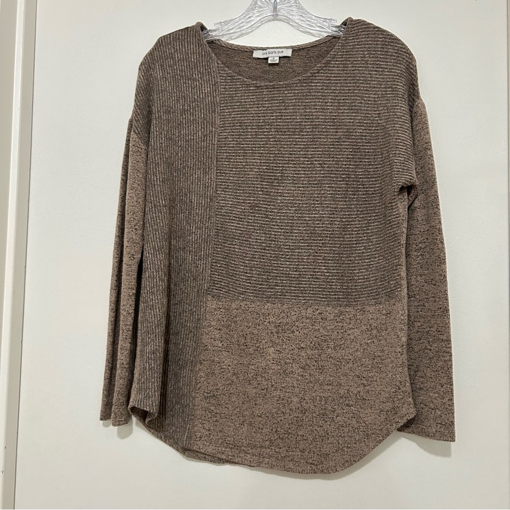 One Park Ave  Women's Cozy Relaxed Fit Long Sleeve Tunic Sweater High Low Hem S